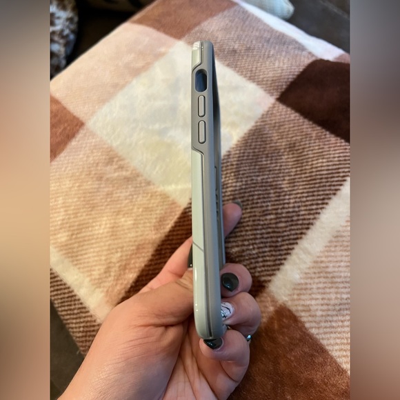 OtterBox Symmetry Series Case for iPhone 13 Pro - Picture 11 of 13